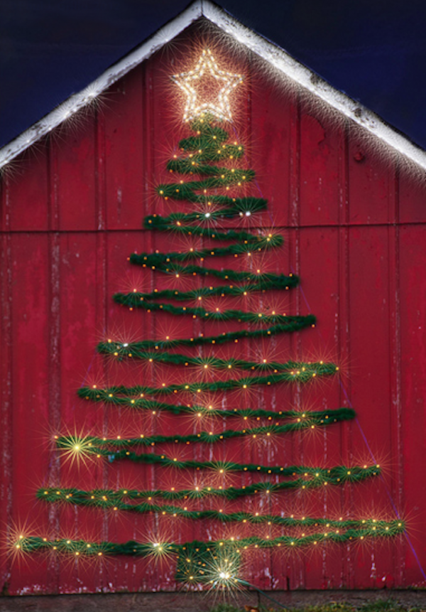 GARLAND CHRISTMAS TREE DECORATION IDEA