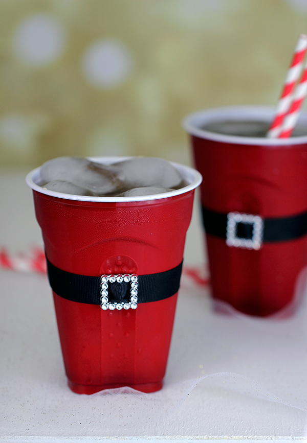 CHRISTMAS PARTY CUPS